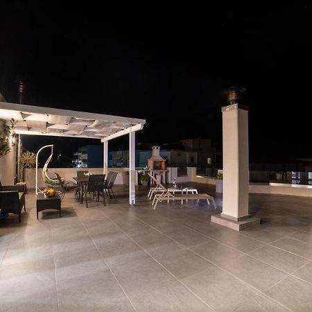 Home Sweet Home - Big Balcony With Great View Kíssamos Extérieur photo
