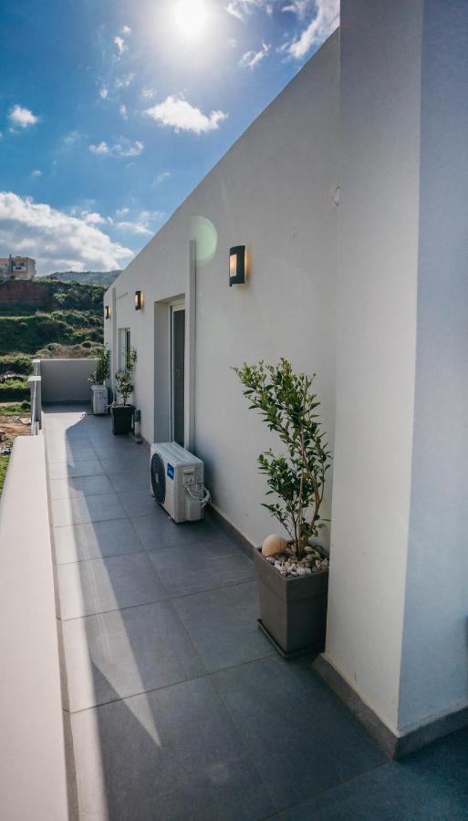 Home Sweet Home - Big Balcony With Great View Kíssamos Extérieur photo