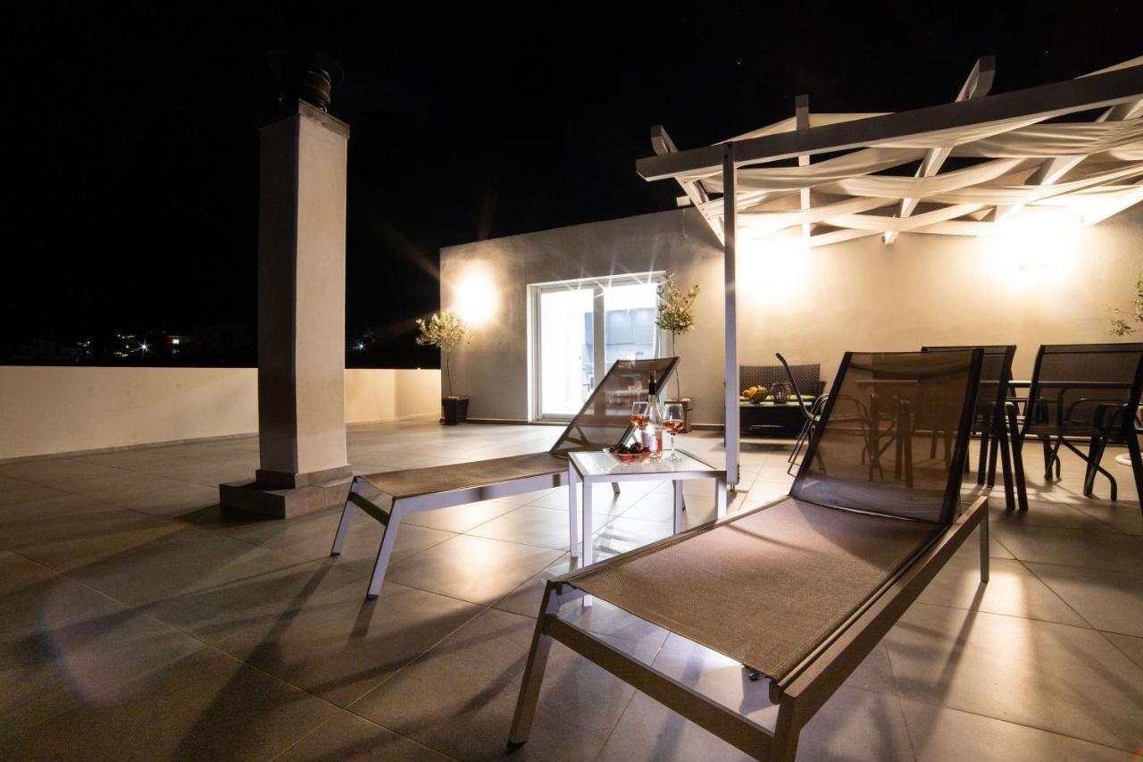 Home Sweet Home - Big Balcony With Great View Kíssamos Extérieur photo
