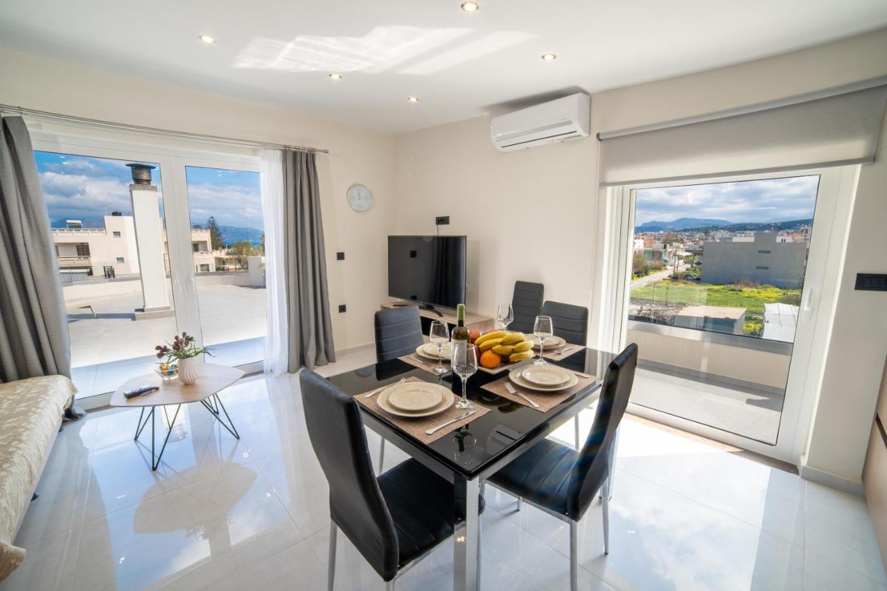 Home Sweet Home - Big Balcony With Great View Kíssamos Extérieur photo